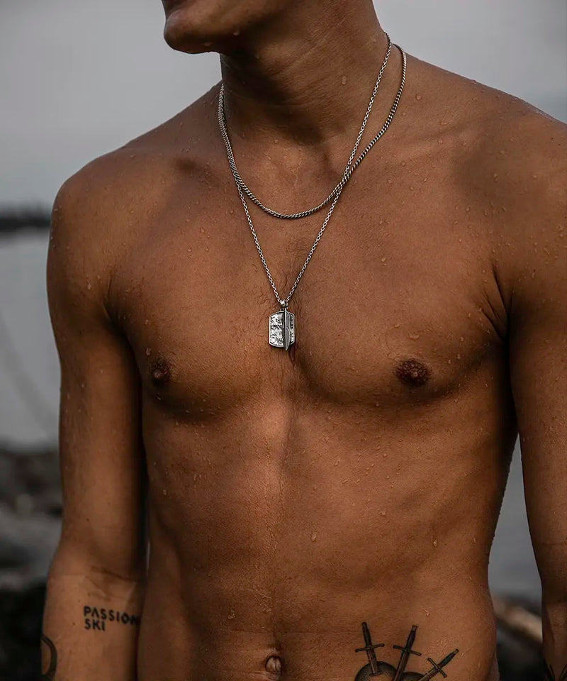 Collier Be Lost Plume